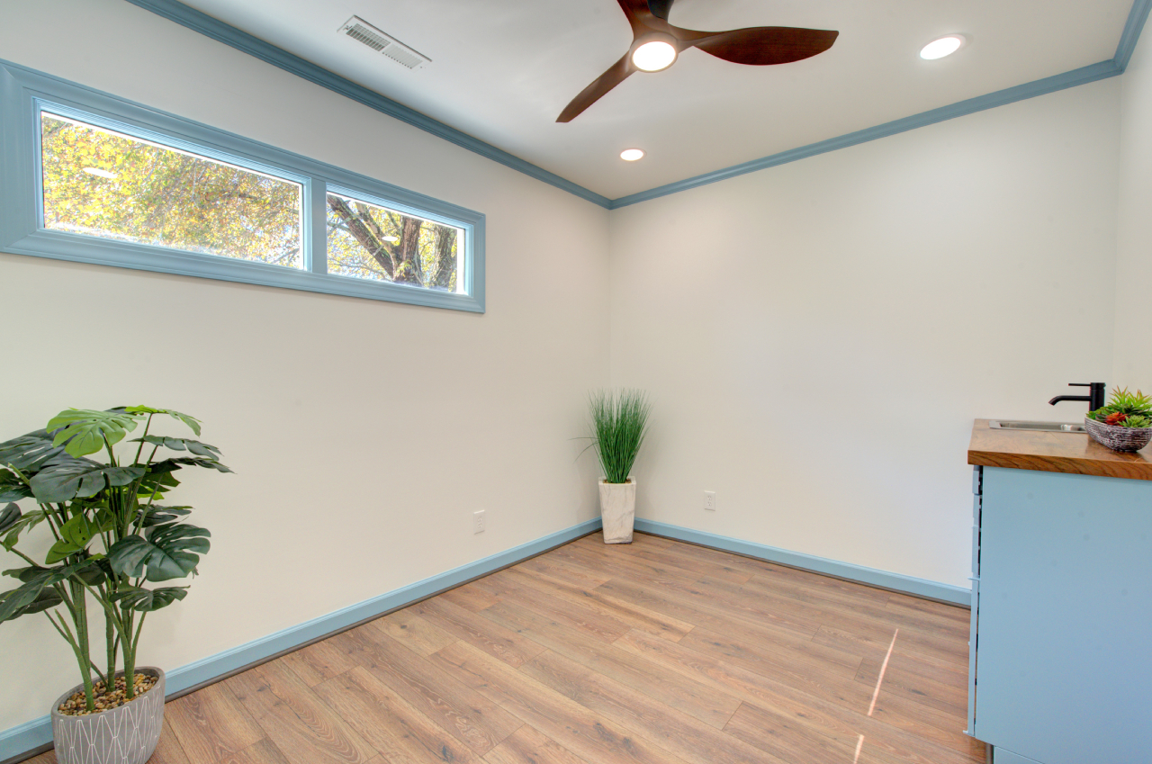 837 Pendleton Street